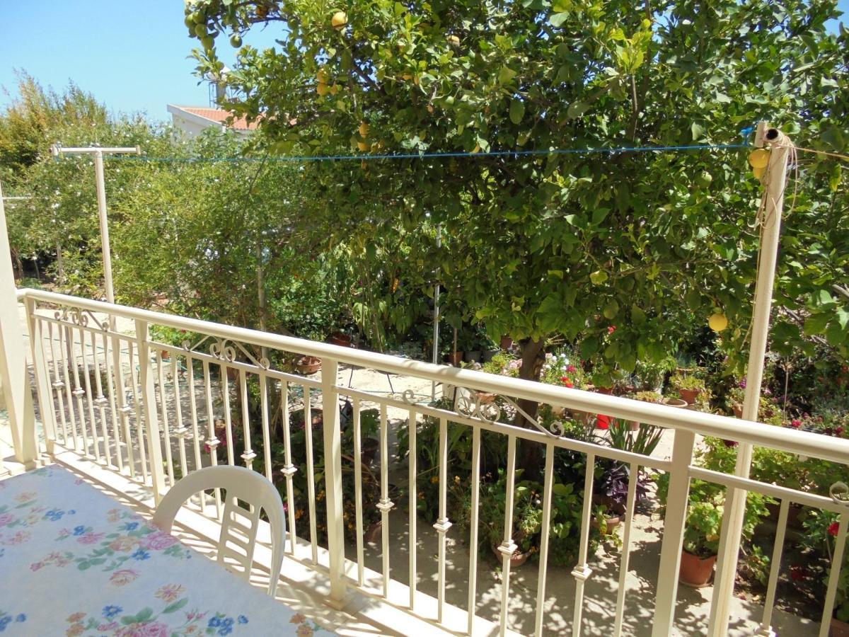 Niki Court Holiday Apartments Paphos Exterior photo